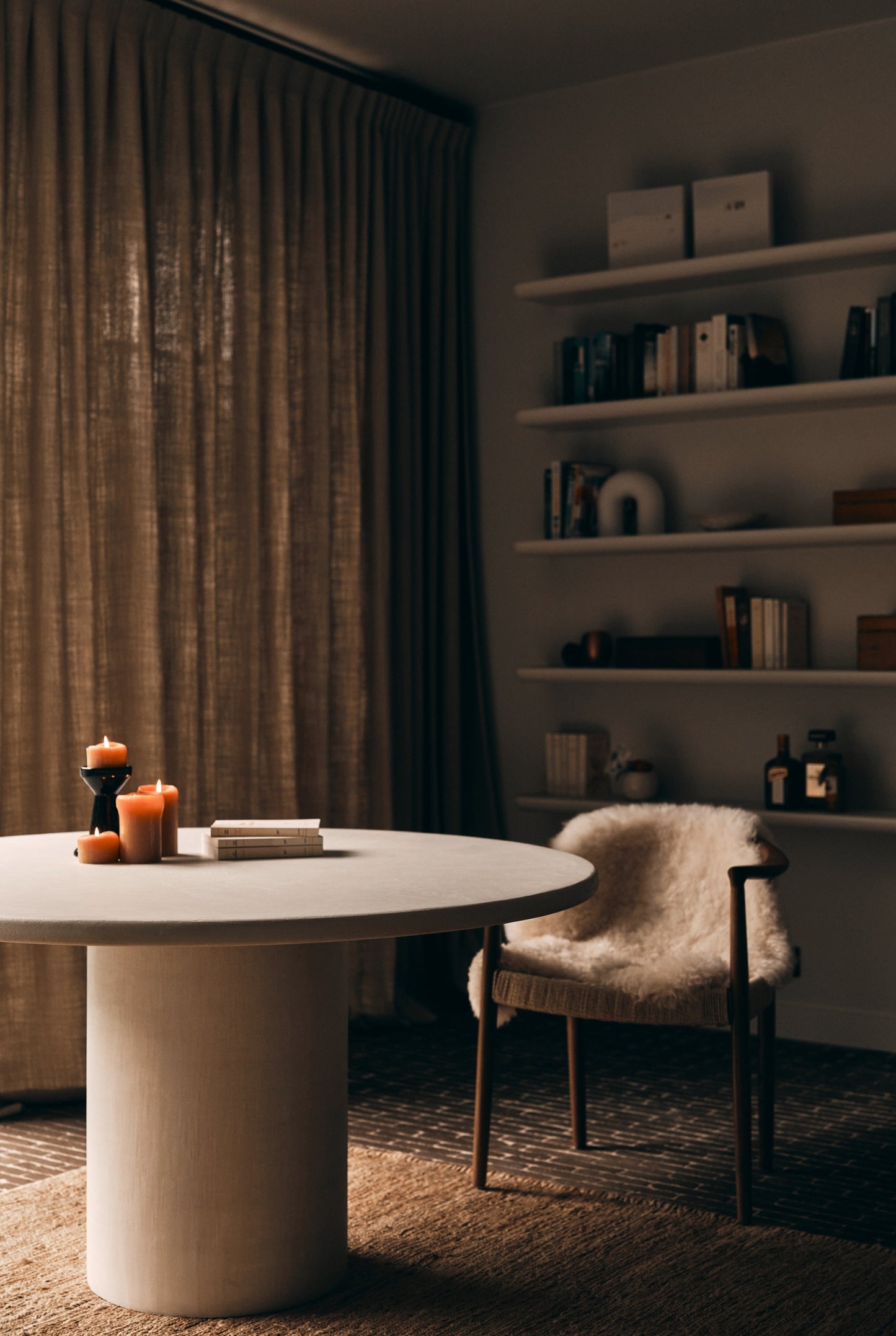 Signature Collection: Round Mortex 140