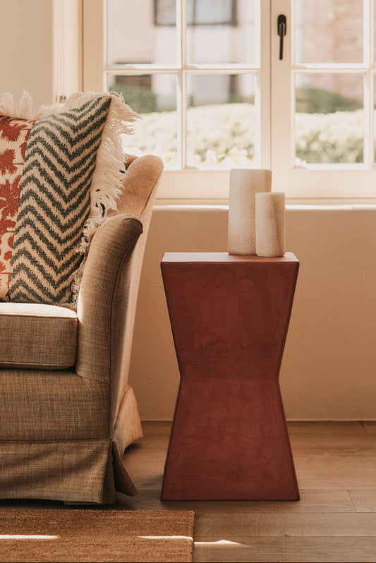 Constantin Vibrant Red